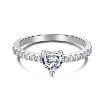 [BASLOVE]0.5 Carat CaratEternity Charming Heart Shape Lover Ring