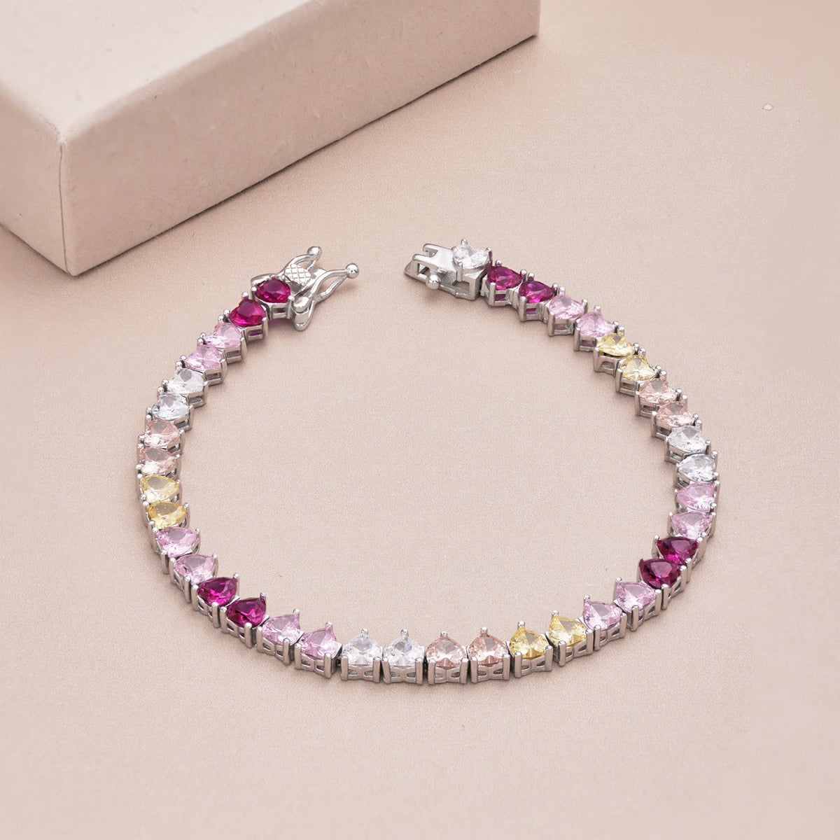 [BASLOVE]Luxurious Colorful Romantic Heart Shape Lover Bracelet