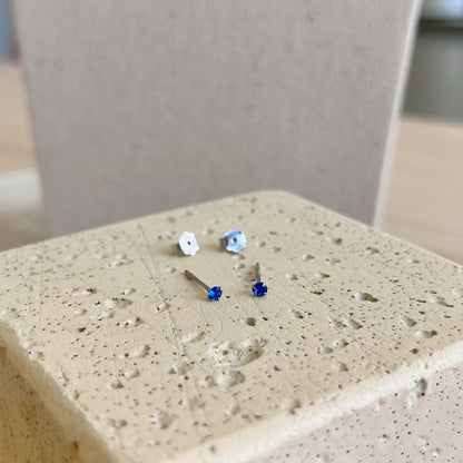 [BASLOVE]Delicate Solitaire Earrings