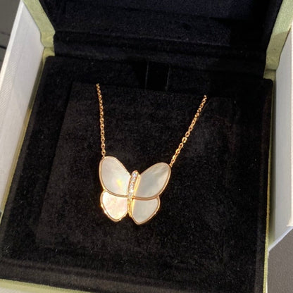 [Basjewels]BUTTERFLY GOLD MOP DIAMOND NECKLACE