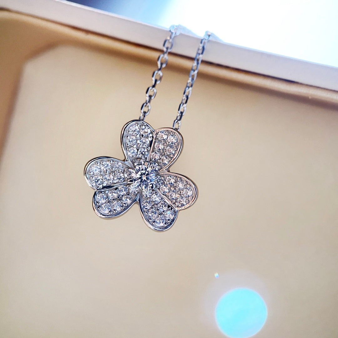 [Basjewels]CLOVER DIAMOND NECKLACE SILVER