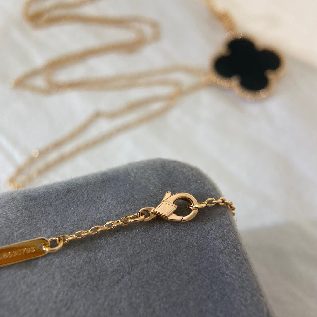 [Basjewels]CLOVER 25MM NECKLACE GOLD ONYX