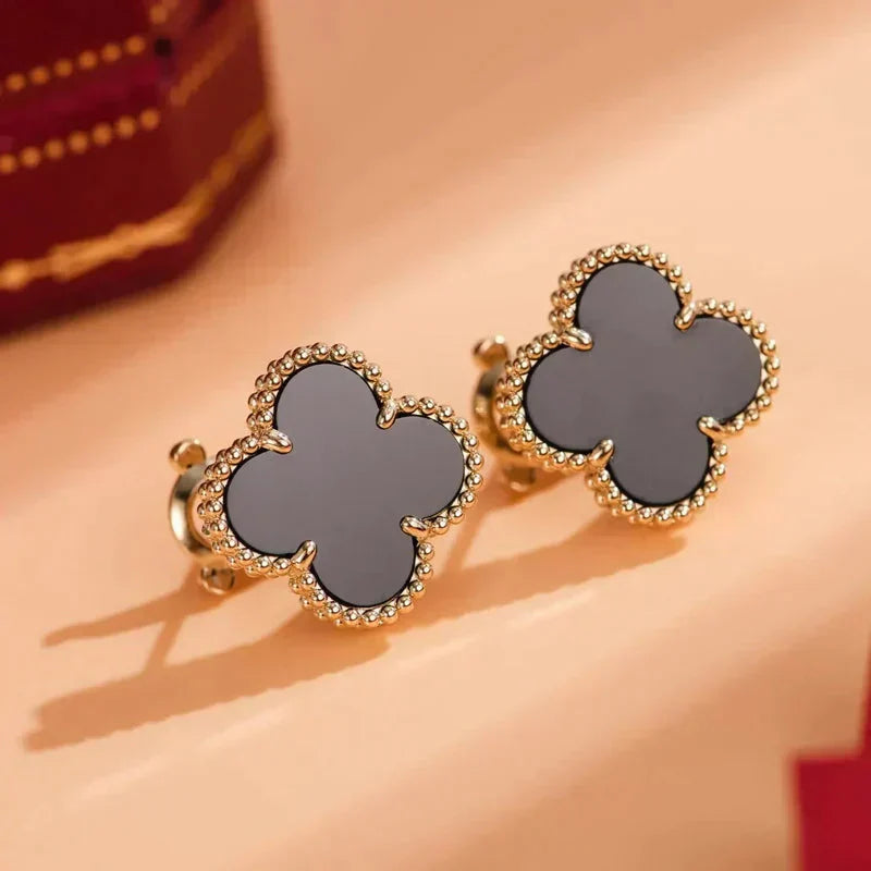 [Basjewels]CLOVER MEDIUM 1 MOTIFS  ONYX STUD EARRINGS