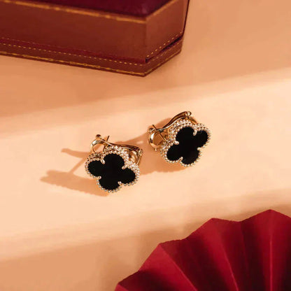 [Basjewels]CLOVER MEDIUM 1 MOTIFS  ONYX STUD EARRINGS