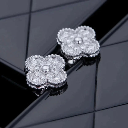 [Basjewels]CLOVER 1 MOTIFS DIAMOND STUD EARRINGS SILVER