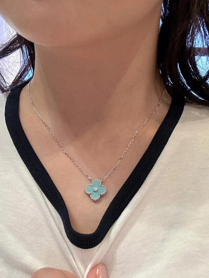 [Basjewels]CLOVER 1 DIAMOND LIGHT BLUE SILVER NECKLACE