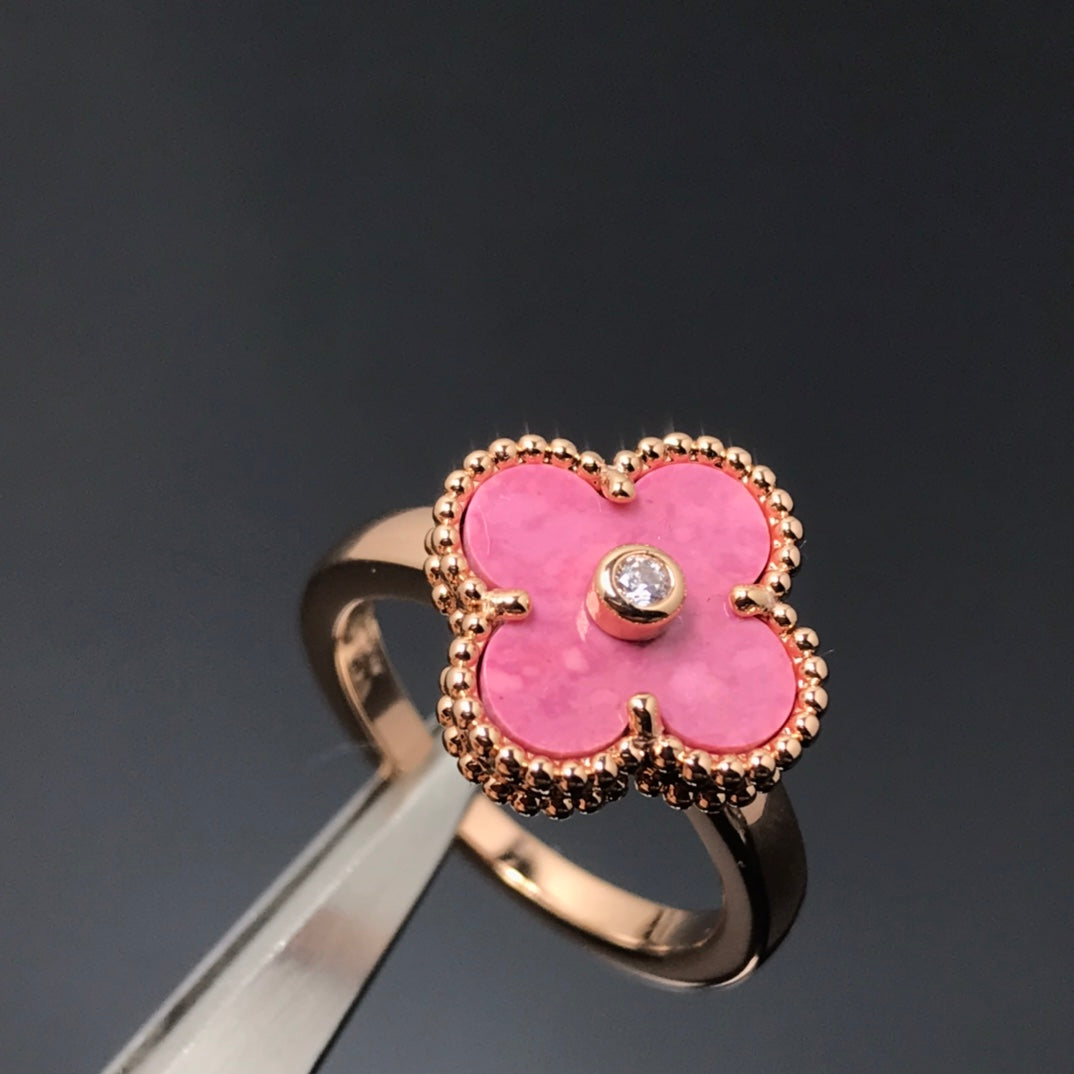 [Basjewels]CLOVER RHODONITE ROSE GOLD RING