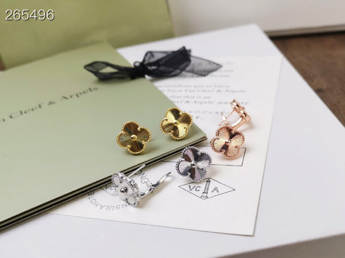 [Basjewels]CLOVER MEDIUM STUD EARRINGS