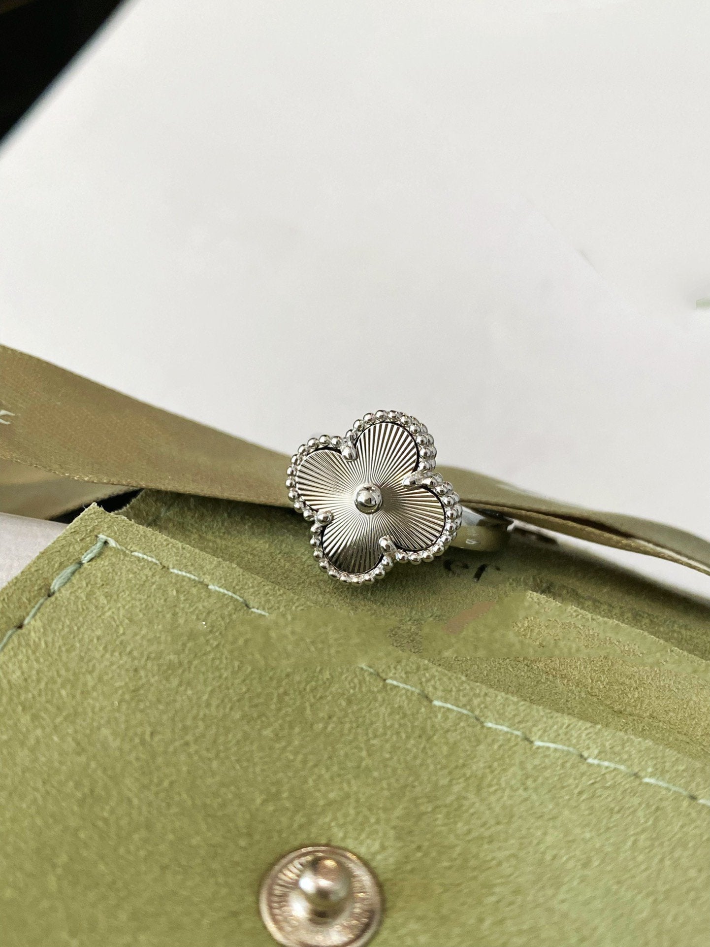 [Basjewels]CLOVER SILVER RING