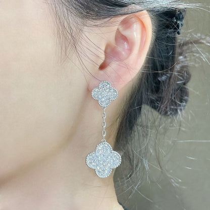 [Basjewels]CLOVER 2 MOTIFS DIAMOND PAVED SILVER EARRINGS