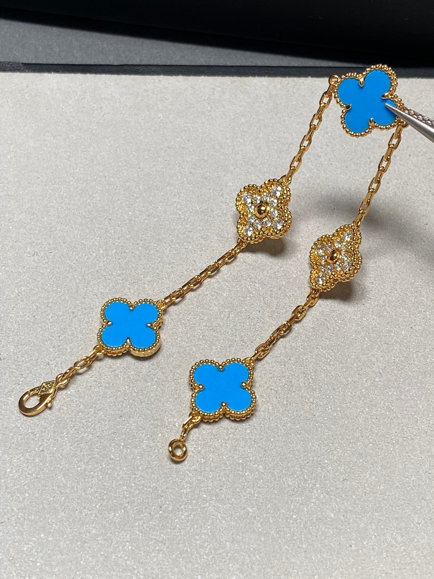 [Basjewels]CLOVER 5 MOTIF BLUE CHALCEDONY DIAMOND GOLD BRACELET