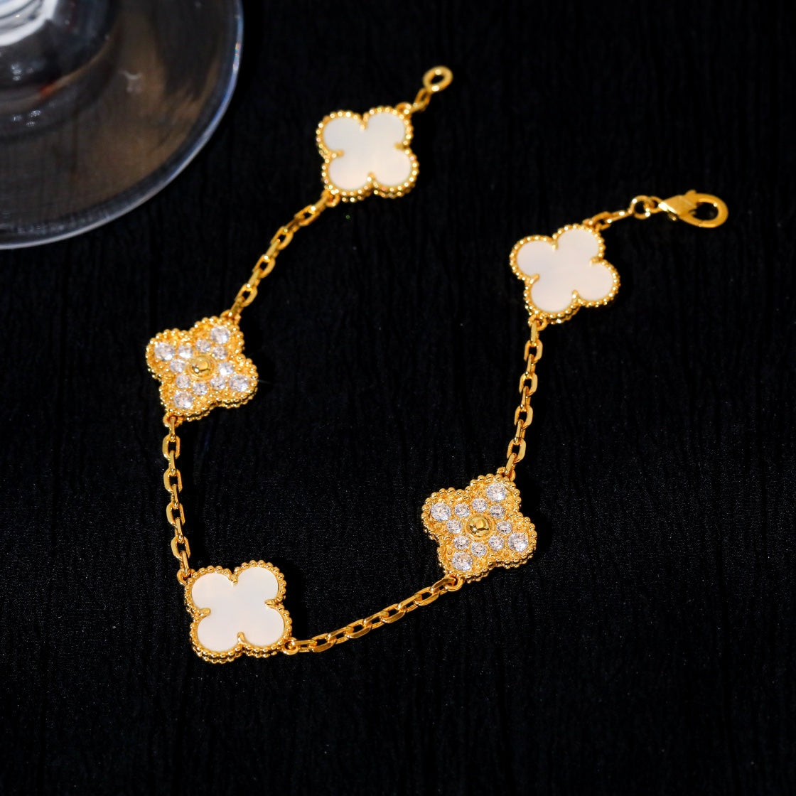 [Basjewels]CLOVER BRACELET 5 MOTIF WHITE MOP DIAMOND