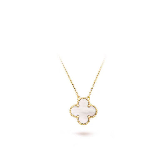 [Basjewels]CLOVER 15MM WHITE MOP NECKLACE