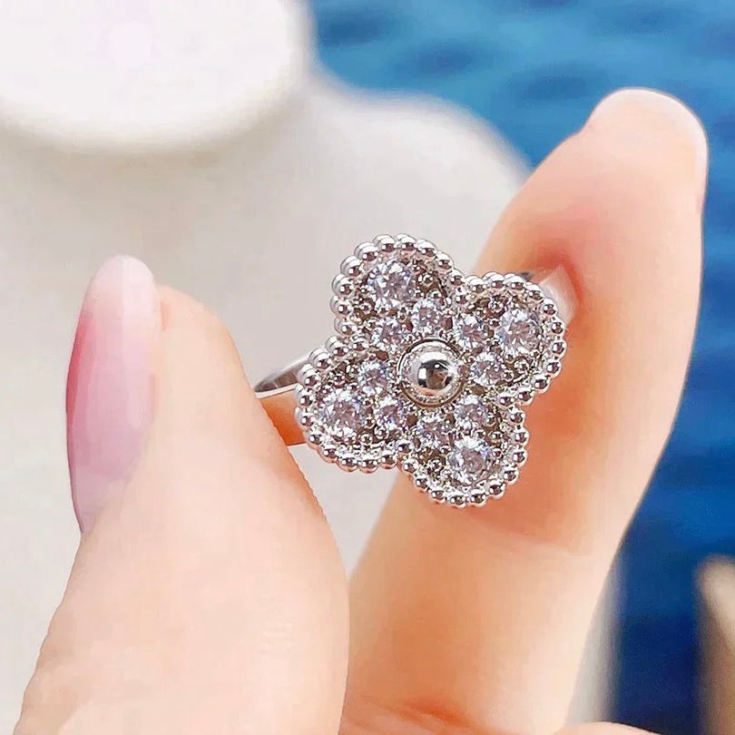 [Basjewels]CLOVER DIAMOND RING