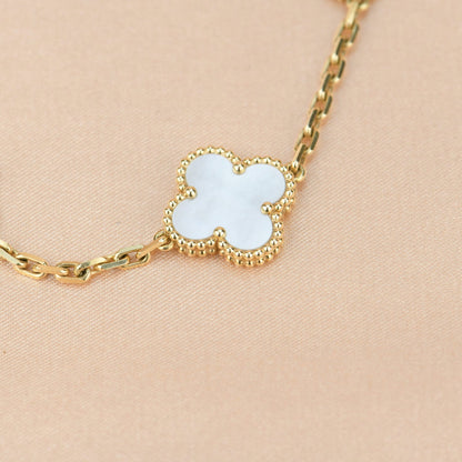 [Basjewels]CLOVER  5 MOTIF WHITE MOP BRACELET