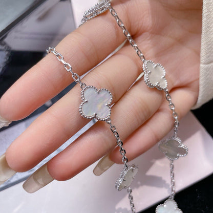 [Basjewels]CLOVER 10 MOTIFS WHITE MOTHER OF PEARL NECKLACE