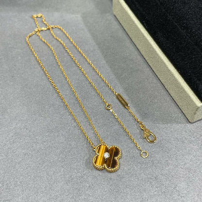 [Basjewels]CLOVER 15MM DIAMOND AND YELLOW TIGER'S EYE AGATE necklace