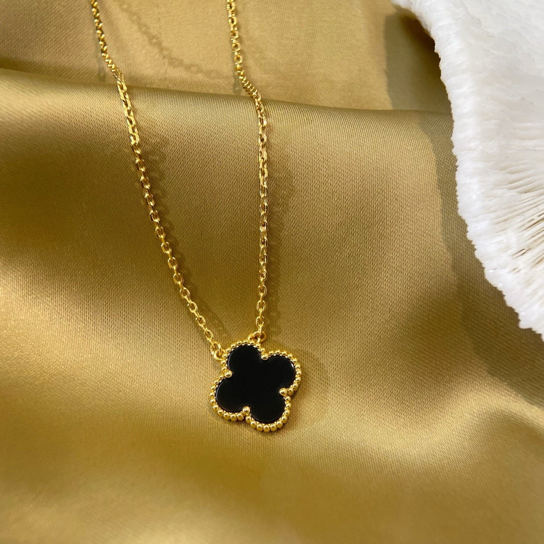 [Basjewels]CLOVER 15MM BLACK ONYX SINGLE FLOWER NECKLACE