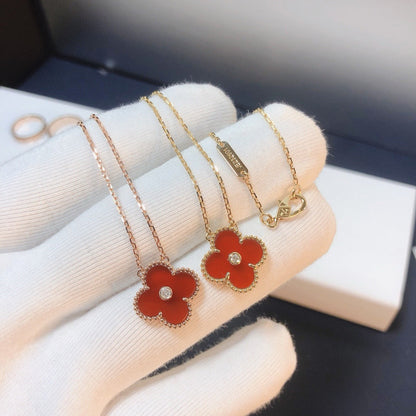 [Basjewels]CLOVER 15MM DIAMOND CARNELIAN NECKLACE