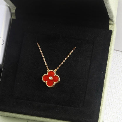 [Basjewels]CLOVER 15MM DIAMOND CARNELIAN NECKLACE