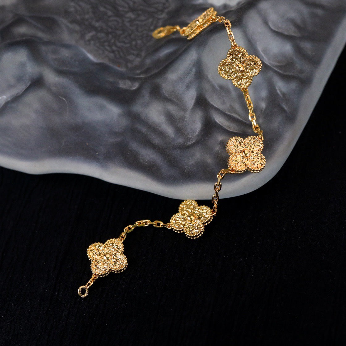 [Basjewels]CLOVER 5 MOTIFS BRONZING BRACELET