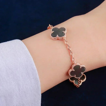 [Basjewels]CLOVER 5 MOTIF GRAY MOP  BRACELET