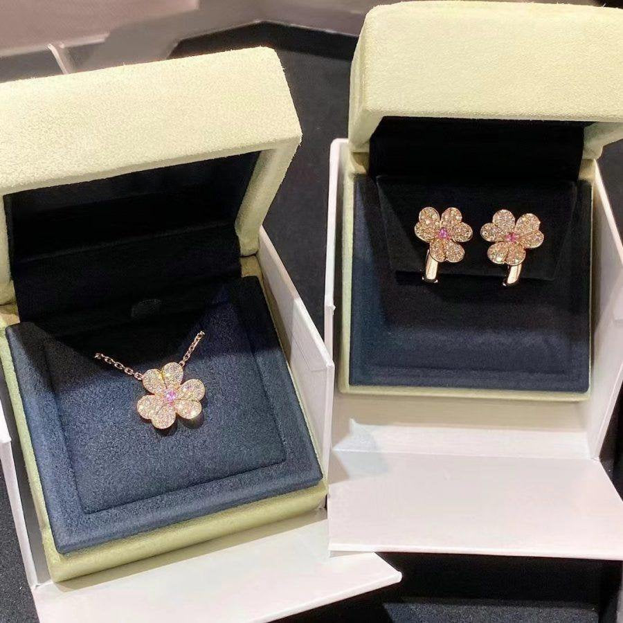 [BSNL Jewels]FRIVOLE ROSGOLD-OHRRINGE MIT DIAMANTEN UND BLUMEN