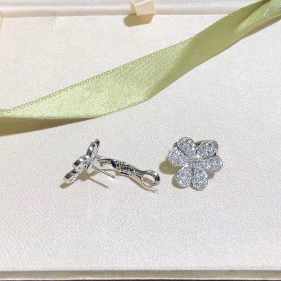 [BSNL Jewels]FRIVOLE SILBERNE BLUMEN-DIAMANT-OHRRINGE