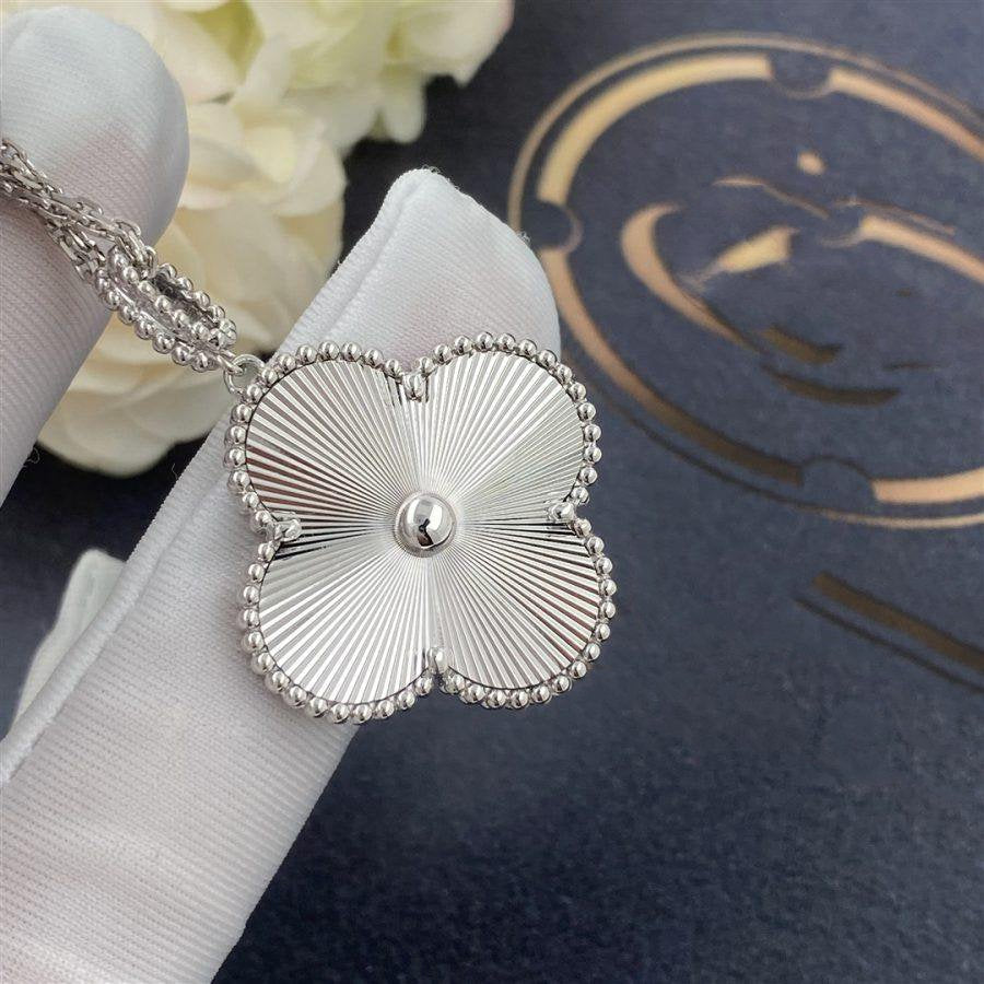 [Basjewels]CLOVER 25MM SILVER BIG CLOVER NECKLACE