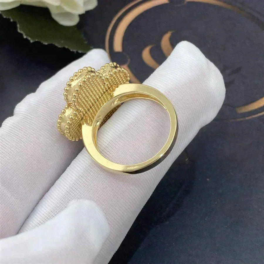 [Basjewels]CLOVER WHITE MOP RING