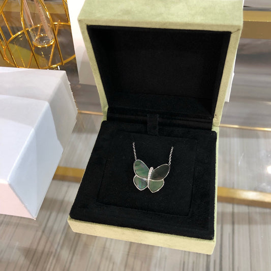 [Basjewels]LARGE BUTTERFLY SILVER PENDANT DIAMOND NECKLACE