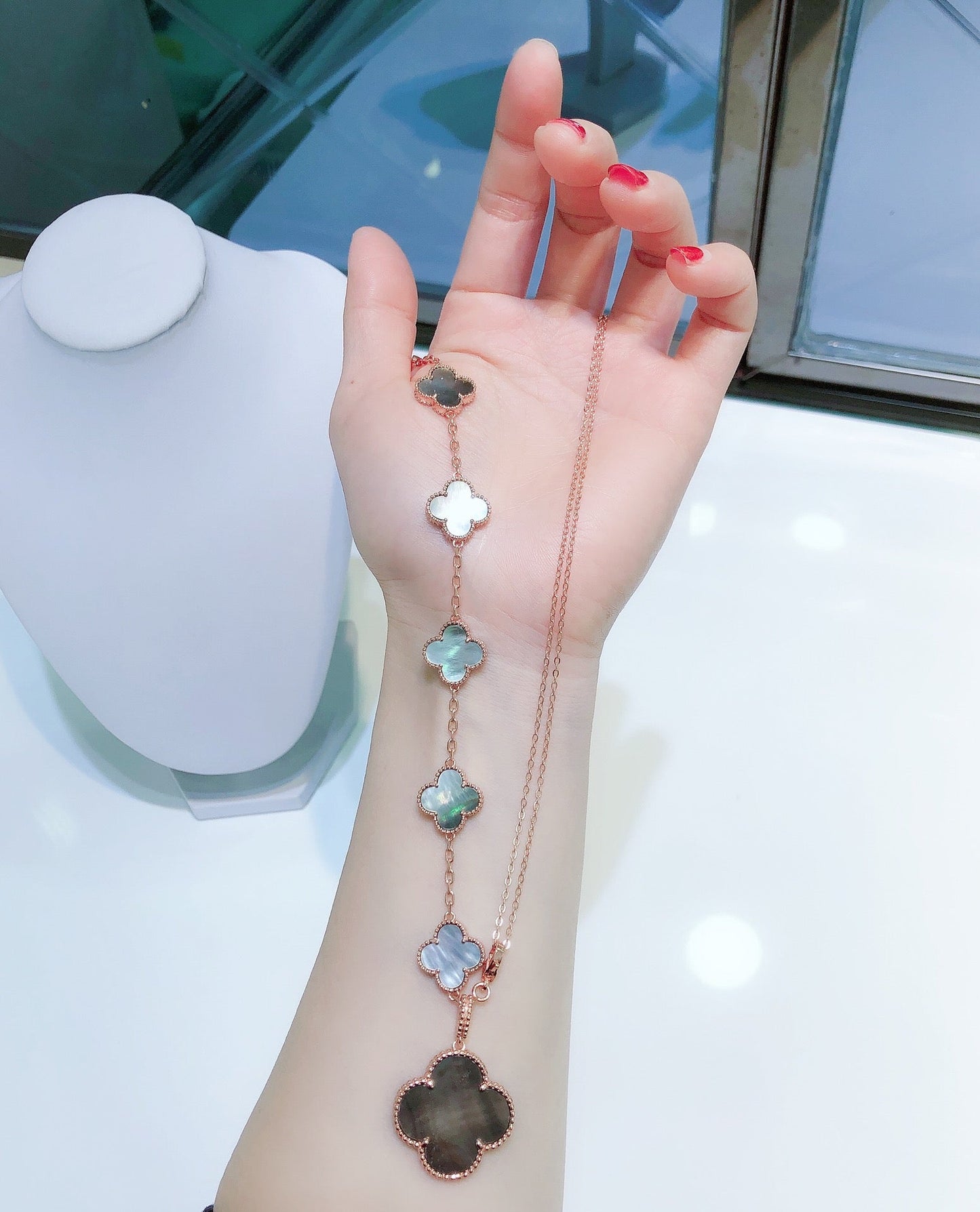 [Basjewels]COMBINED BRACELET 5 MOTIFS AND NECKLACE DARK MOP ROSE GOLD