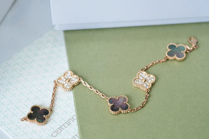 [Basjewels]CLOVER 5 MOTIFS DARK MOP AND DIAMONDS PINK GOLD BRACELET