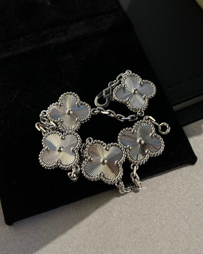 [Basjewels]CLOVER SILVER 5 MOTIFS BRACELET